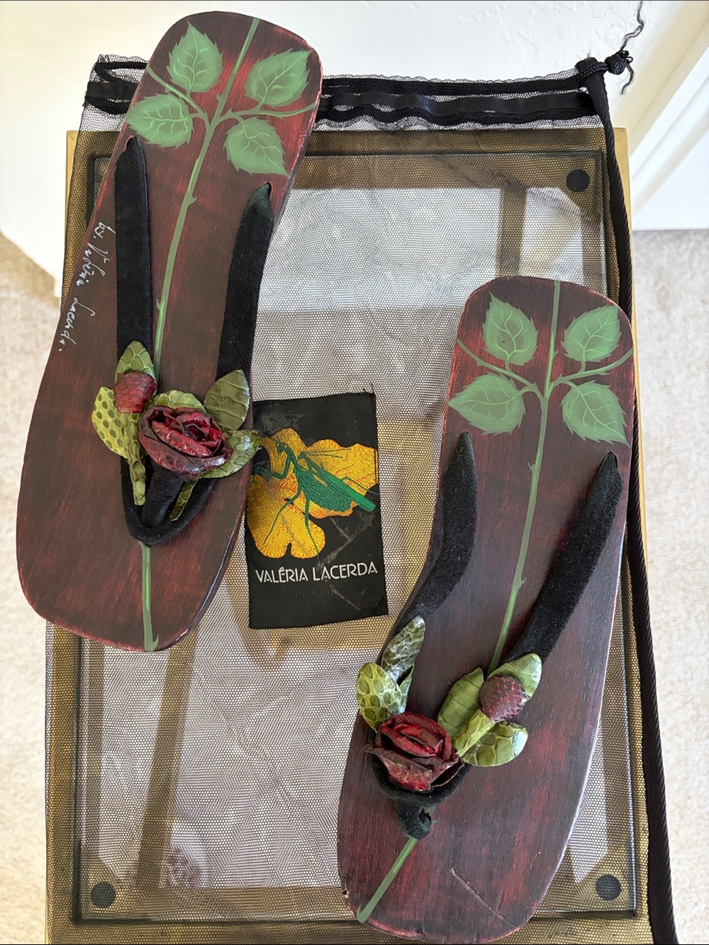Women's Floral Wooden Sandals - Red with Green Leaf Accents